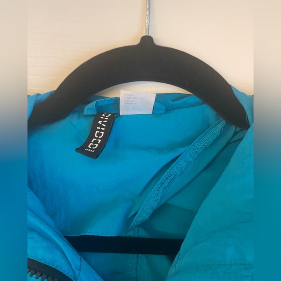 H&M Sporty Nylon Crop Jacket - Picture 10 of 11